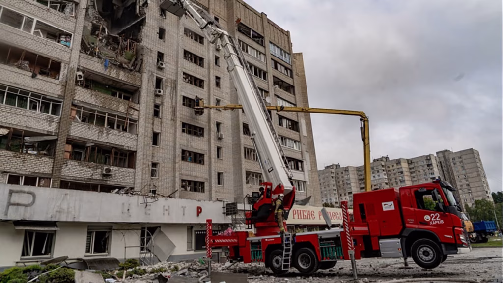 13 muertos y 90 heridos en Ucrania por campaña rusa de bombardeos nocturnos sobre ciudades