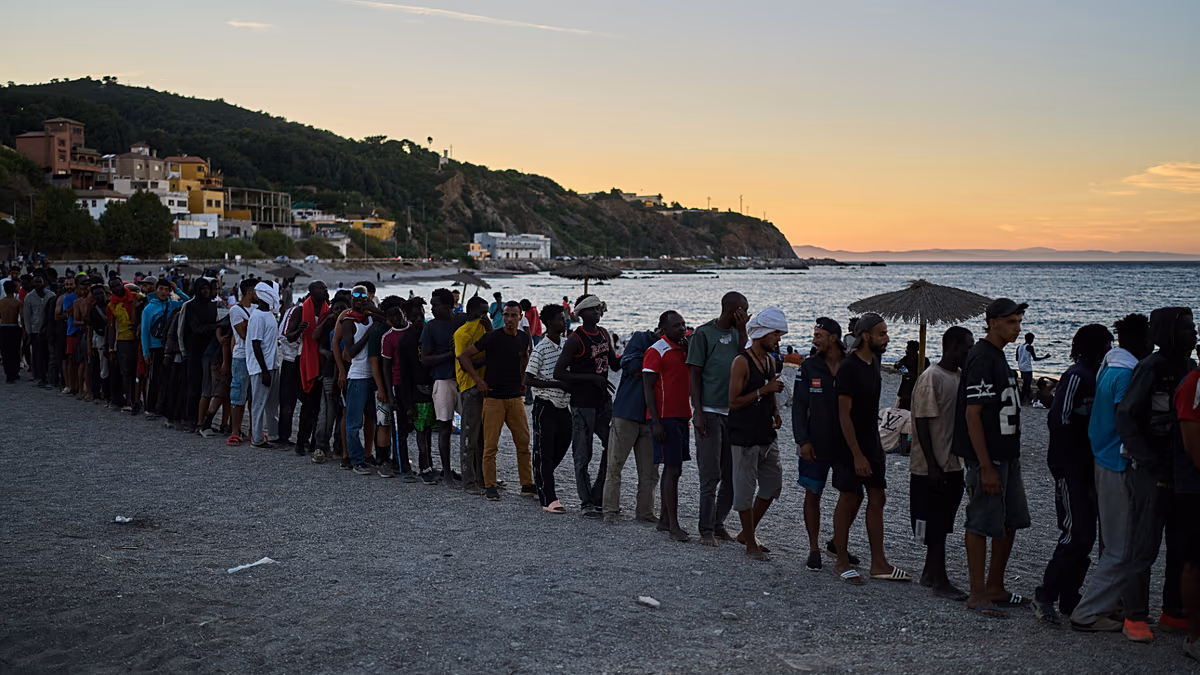 "Aquí no va a haber papeles", el aviso a los cerca de 10.000 migrantes que continúan en Ceuta