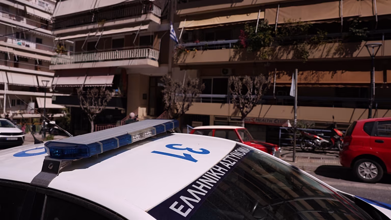Declara el joven de 26 años acusado de asesinar a una turista escocesa en Grecia