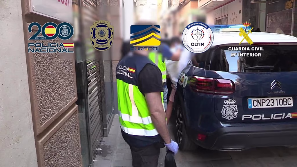 Desarticulada en España la mayor red de tráfico de personas y drogas del Mediterráneo con 78 detenidos