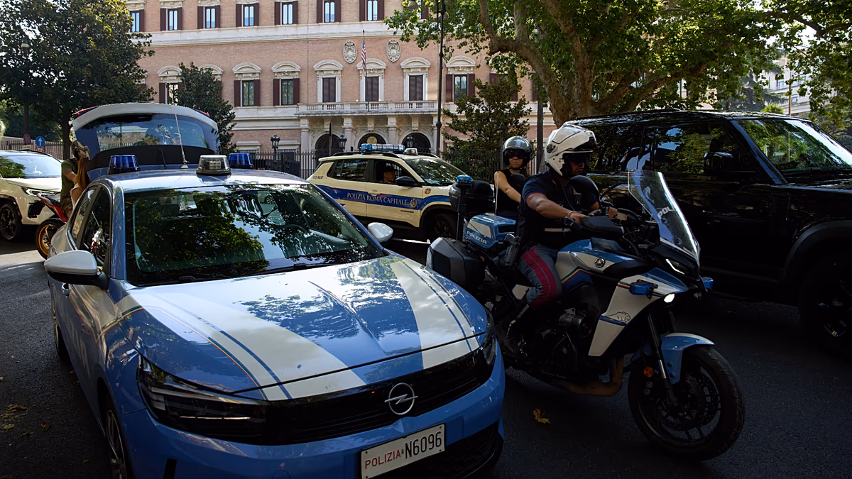 Detenido en Italia un menor de 16 años por difundir propaganda del ISIS y neonazi