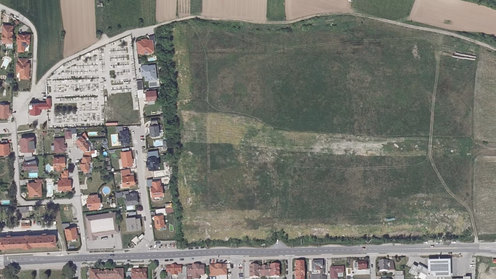“Dolor, ira, rabia”: un antiguo campo nazi se convierte en polígono, indignación en Austria