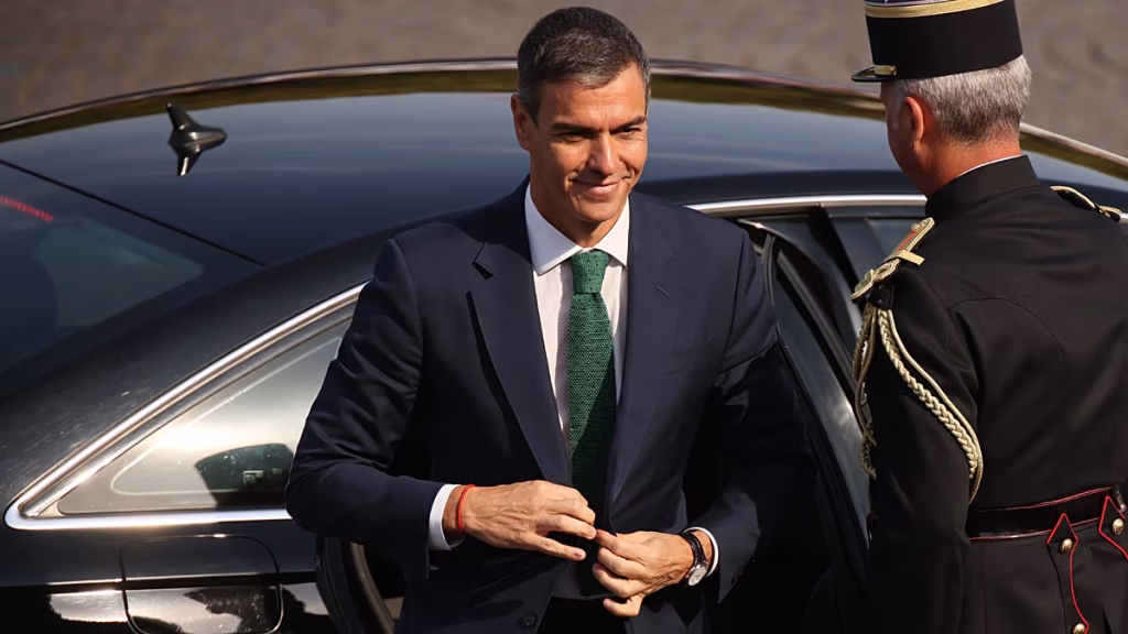 El Gobierno español confirma que desde 2027 subirán las cotizaciones sociales, así le afectará en la nómina