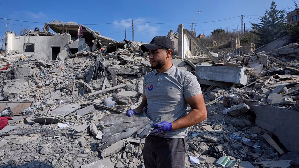 El presidente libanés dice las 11 muertes de los ataques israelíes mandan un “mensaje claro”