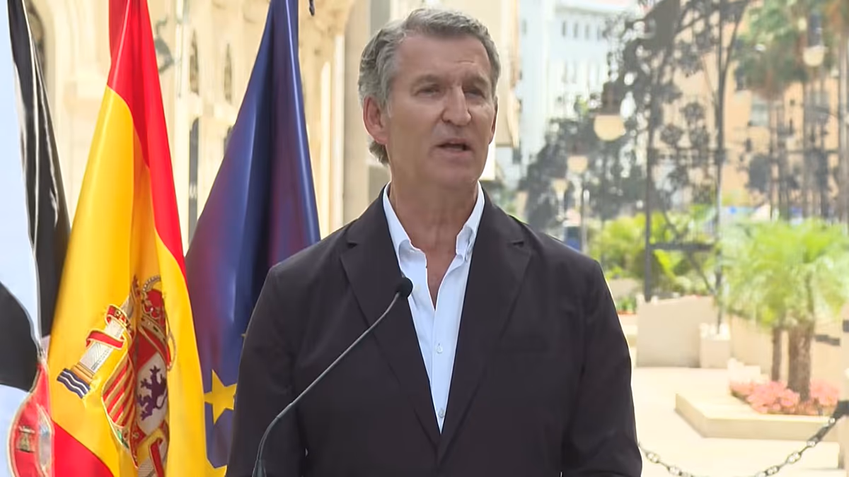 Feijóo acusa a Sánchez de conocer la amenaza migratoria en Ceuta desde principios de semana y no actuar