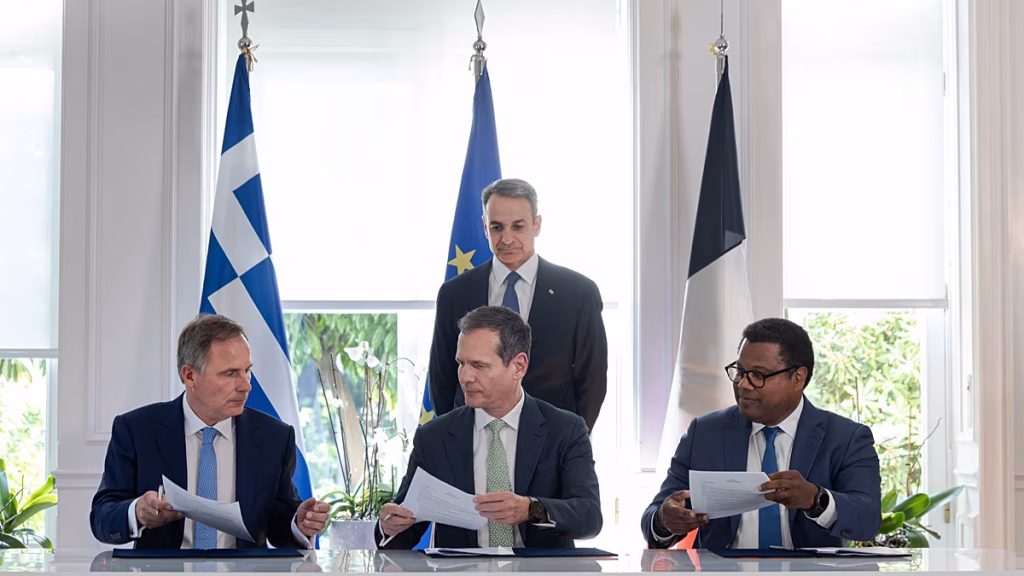 Grecia impulsa la conexión eléctrica entre Chipre e Israel con un cable submarino de 1.000 MW