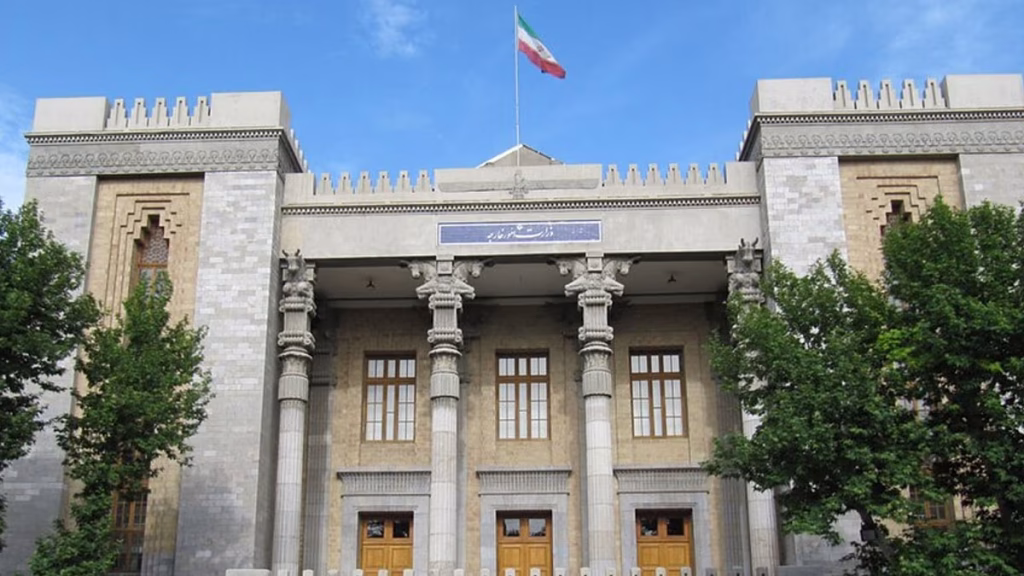 Irán advierte a tres capitales europeas, cualquier apoyo a una agresión tendrá consecuencias