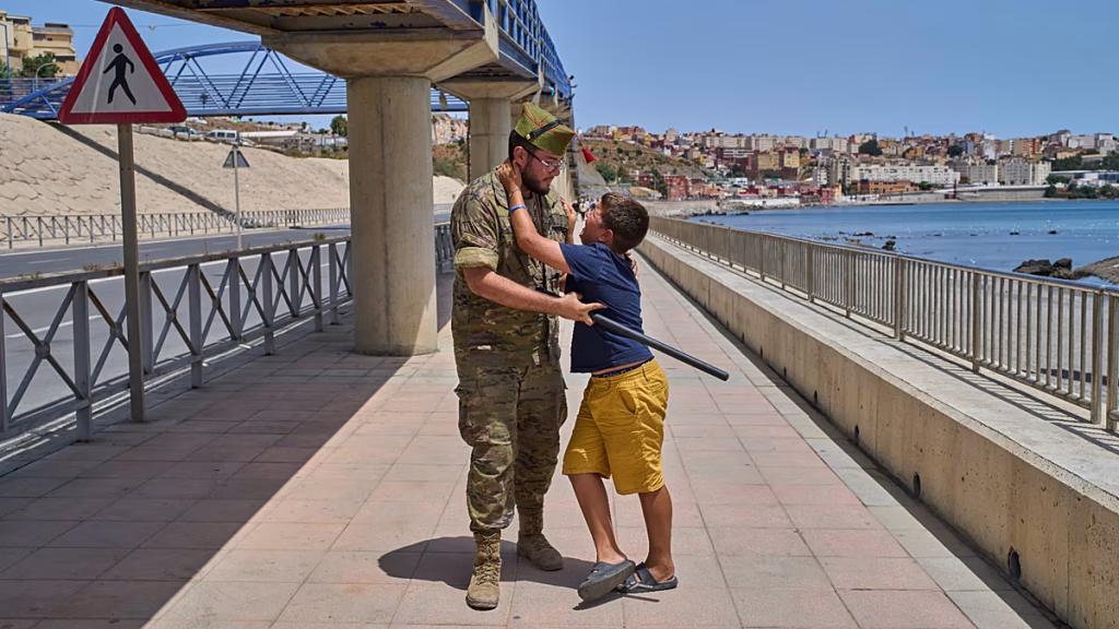 La UE respalda la repatriación de menores migrantes no acompañados de Ceuta a Marruecos