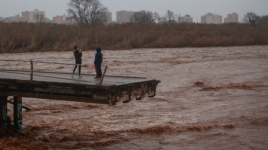 Tormentas y granizo en España mientras el resto de Europa sufre una nueva ola de calor