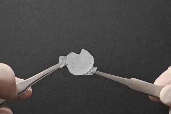 Un nanomaterial logra reducir hasta 12,9°C la temperatura sin consumir electricidad