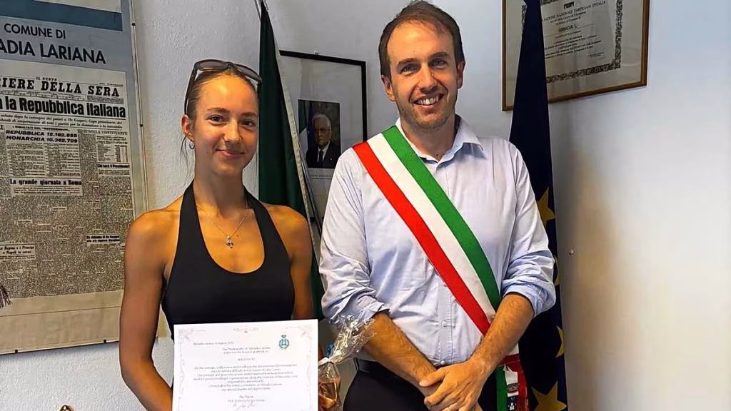 Una chica polaca salva a dos hombres que se estaban ahogando en el lago Como