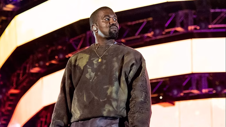 Unos 34.000 seguidores asisten al concierto de Kanye West en el Estadio del Algarve