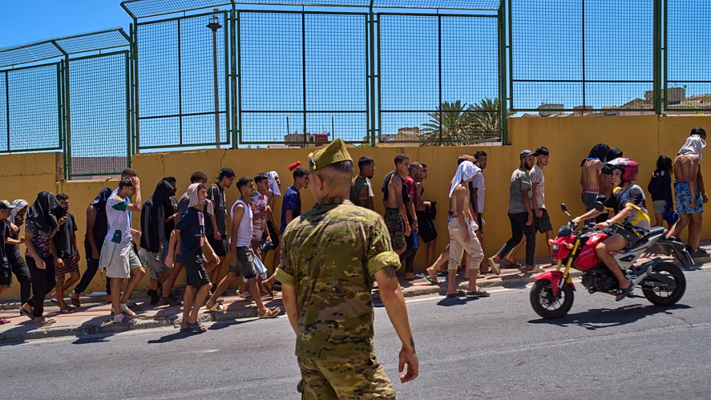 Vivas asegura que Felipe VI mantiene su compromiso de visitar Ceuta y reclama más apoyo de la UE