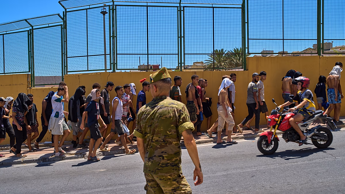 Vivas asegura que Felipe VI mantiene su compromiso de visitar Ceuta y reclama más apoyo de la UE