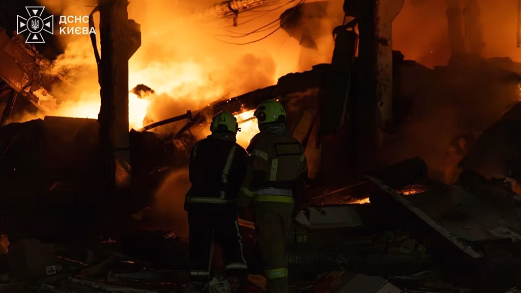 Zelenski denuncia un ataque ruso con misiles norcoreanos que deja 6 muertos en Zaporiyia