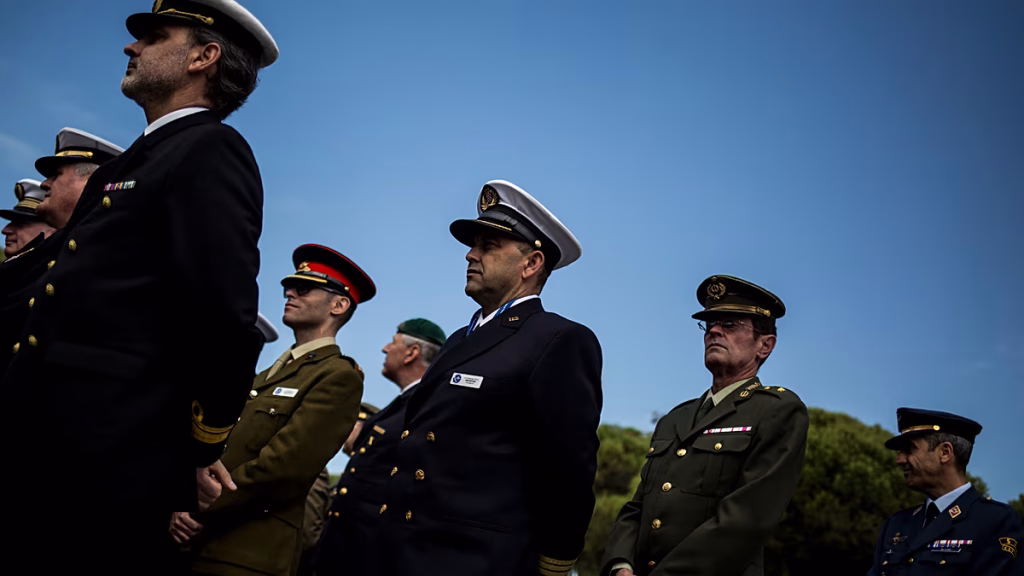 Alerta en la OTAN por los vínculos entre un alto oficial español y una supuesta espía rusa