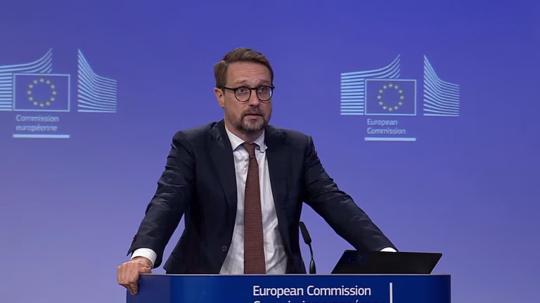 Bruselas afirma a ‘Euronews’ que la ley europea ampara el retorno de menores no acompañados desde Ceuta