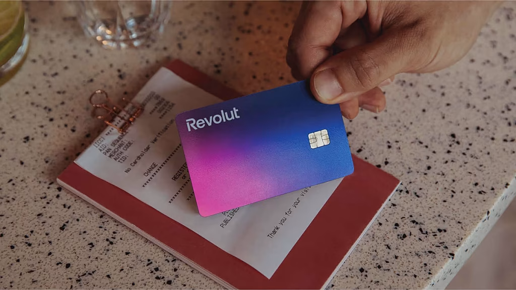 Centenares de clientes de Revolut, afectados por piratas que se hacen pasar por un organismo estatal británico