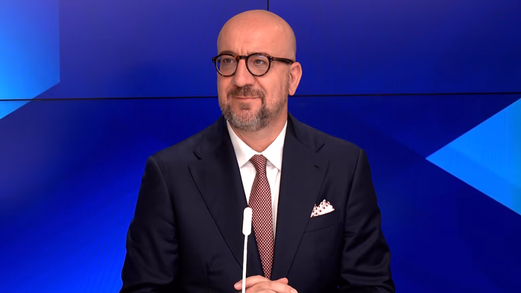 Charles Michel critica a Von der Leyen por ser “muy lenta” y seguir “a ciegas” a Estados Unidos