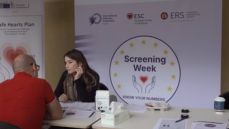 Colesterol y tensión arterial, asesinos silenciosos: la Comisión Europea pone en el punto de mira