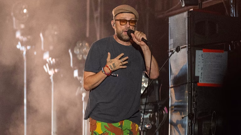 Damon Albarn alza la voz en el inicio de la gira de Gorillaz por EE UU: “Nunca seáis neutrales”
