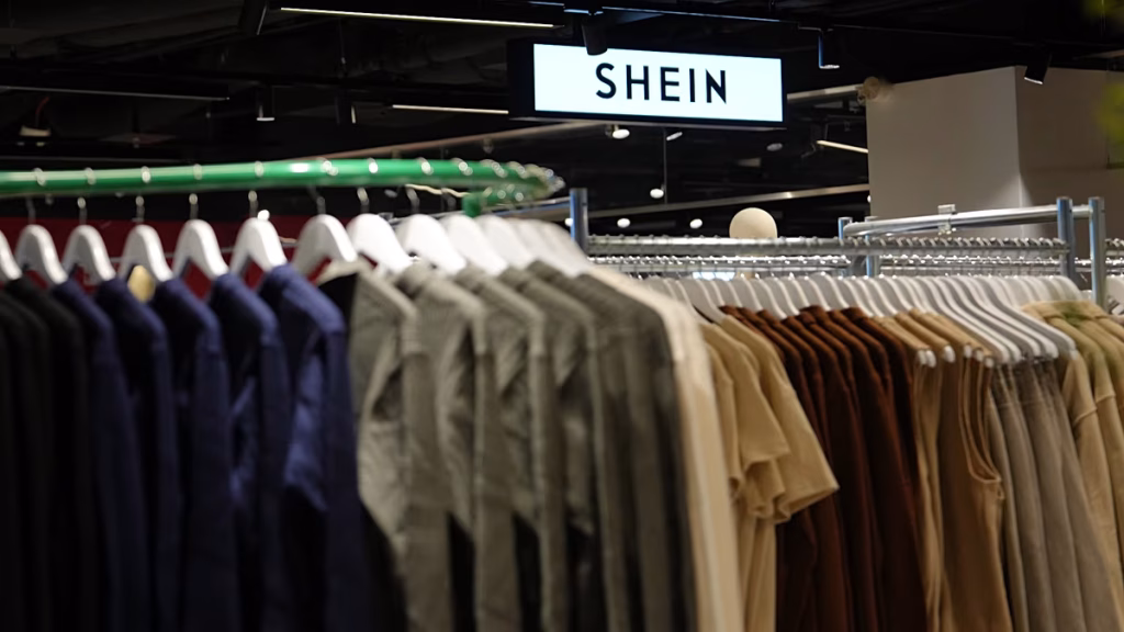 Debut bursátil de Shein fracasa, ¿marca el fin de la moda ultrarrápida?