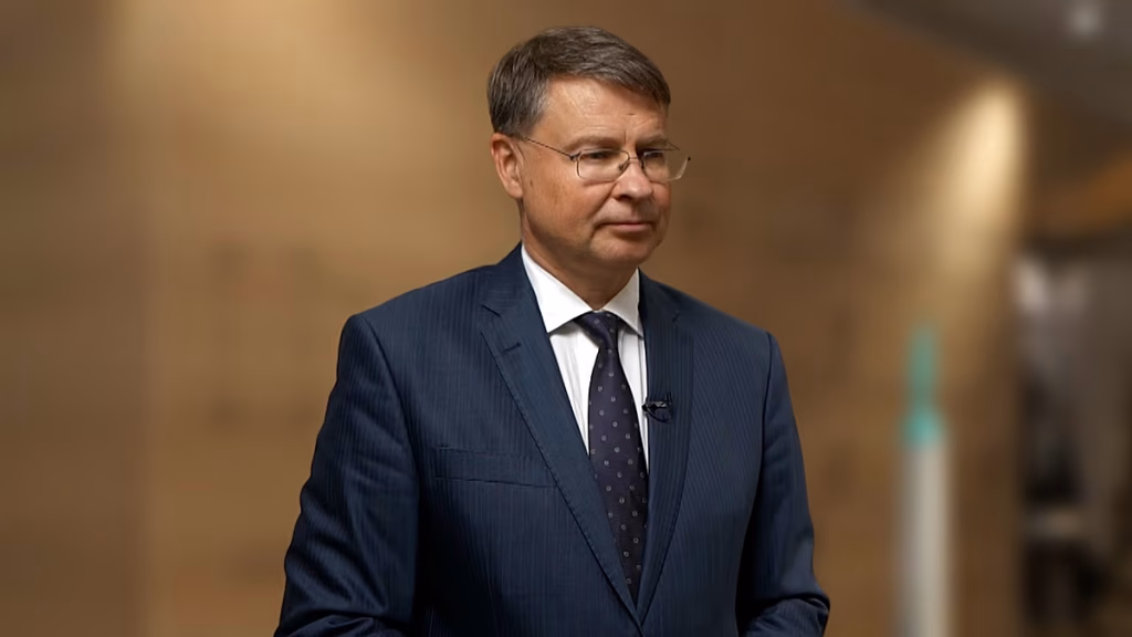 Dombrovskis: La UE debe precisar el presupuesto que necesita Ucrania