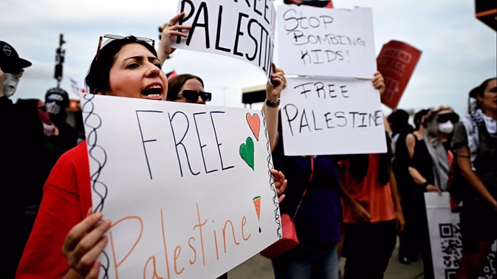 Ed Sheeran confirma como “catastrófica” e “injustificable” la situación en Gaza en su concierto de Filadelfia