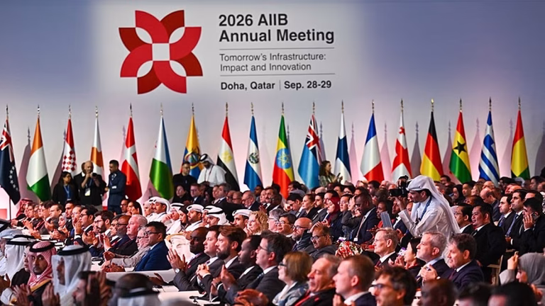 El AIIB reafirma en Doha su compromiso de cerrar déficit global de financiación de infraestructuras