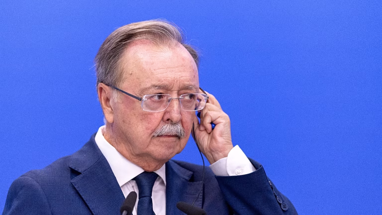 El Gobierno conocía antes que Ceuta el alcance de la entrada masiva, según denuncia Vivas