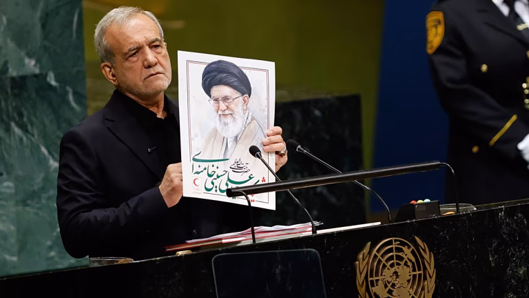 El presidente Masoud Pezeshkian dice ante la ONU que Irán negociará y no se dejará intimidar