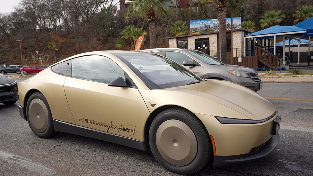 Francia prueba la conducción autónoma de Tesla 2 meses después de considerarla demasiado arriesgada