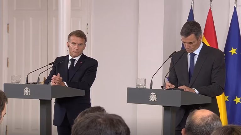 Macron respalda a España por la crisis migratoria de Ceuta y pide soluciones firmes a Europa