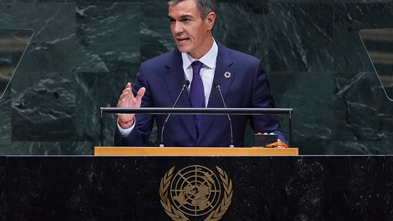 Pedro Sánchez exige frenar el piso turístico a horas de aprobar un decreto de vivienda aún atascado