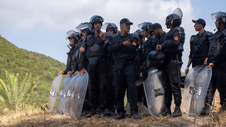 Robles dice que no le consta la presencia de 72 militares marroquíes en Ceuta: “Hay muchas especulaciones”