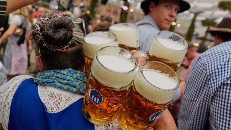Una disputa deja sin 7 camareros a una carpa del Oktoberfest en Múnich