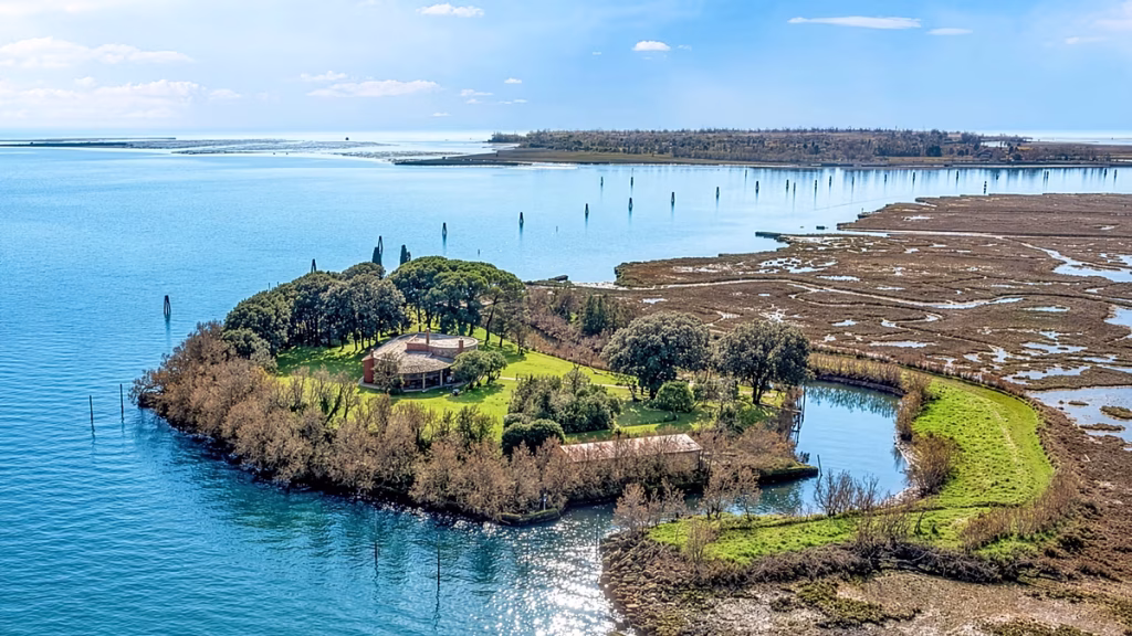 Una isla privada en Venecia sale a la venta por 5,5 millones de euros