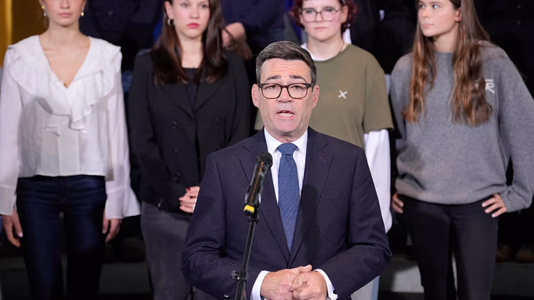 Burnham dice que el statu quo con Bruselas no basta y adelanta la cumbre UE-Reino Unido