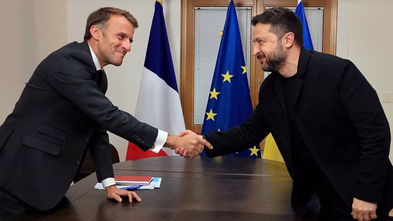 Cumbre de la UE: Los líderes cierran filas con Zelenski en plena disputa con Trump