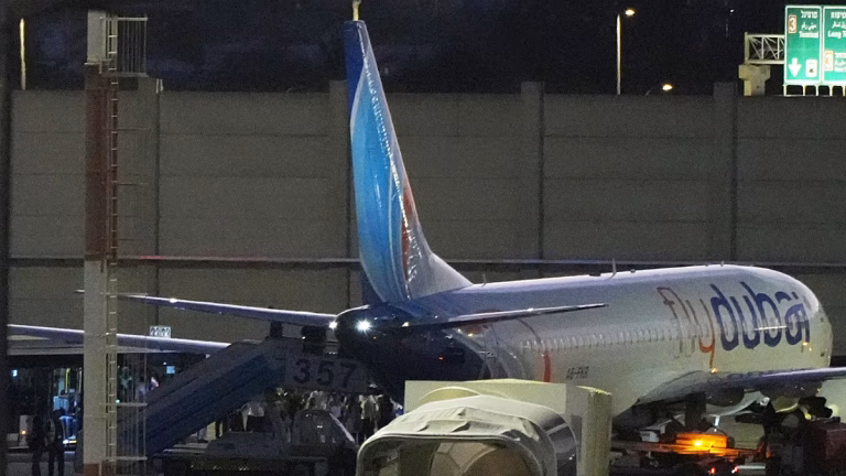 El capitán de FlyDubai asegura que le quedaba “una última batalla” y abrió la puerta de cabina