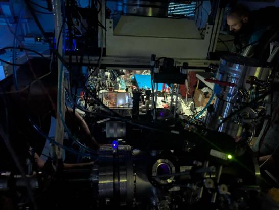 El primer reloj nuclear autorregulado abre la puerta a cazar la materia oscura
