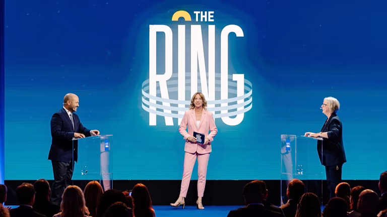 Europa, ¿asfixiada por el turismo? Eurodiputados debaten en The Ring