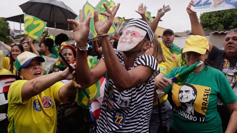 Los brasileños eligen un Congreso que podría amnistiar a Jair Bolsonaro