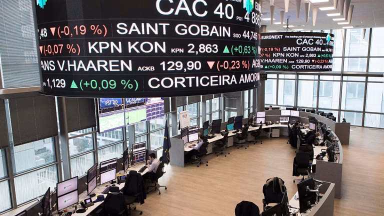 Países de la UE acuerdan pasar supervisión de grandes mercados financieros a ESMA