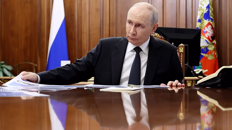 Putin expropia otras 5 empresas europeas y sigue la ofensiva sobre sus activos