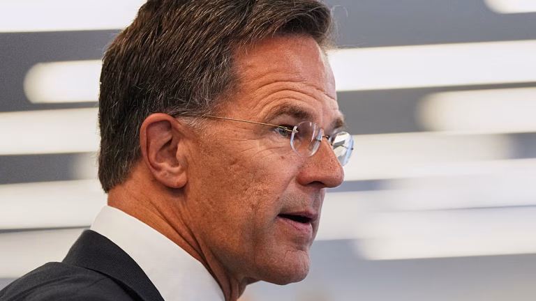 Rutte urge a la OTAN a aumentar la defensa antiaérea en Ucrania tras la ola de ataques sobre Kiev
