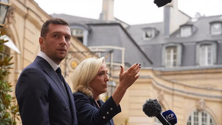 Tras tres días de silencio, Le Pen defiende de nuevo a Bardella: “Tengo confianza en Jordan”