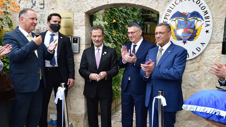 Turquía condena el traslado de la embajada de Colombia de Tel Aviv a Jerusalén