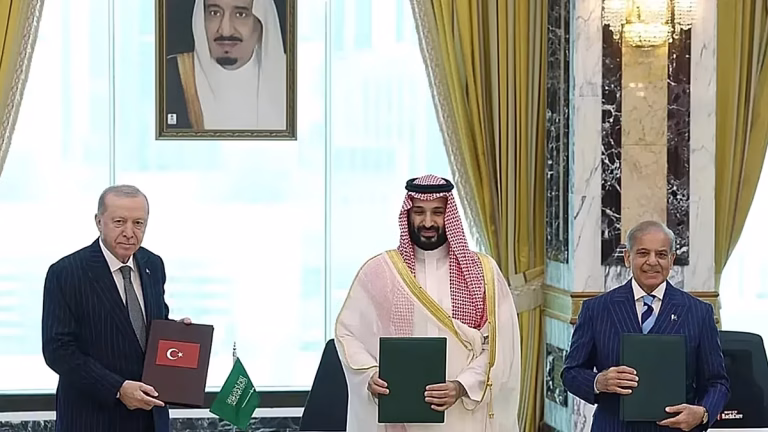 Turquía, Pakistán y Arabia Saudí deciden desplegar fuerzas militares