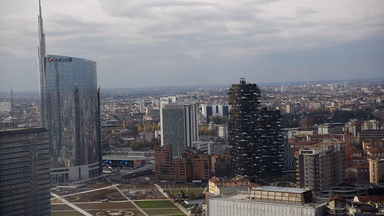 Unicredit puede tomar el control de Commerzbank tras el visto bueno del BCE